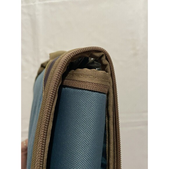 Rachael Ray Casserole Tote Insulated For Heat Zip Closure Folds Flat Wipe Clean - Picture 14 of 16